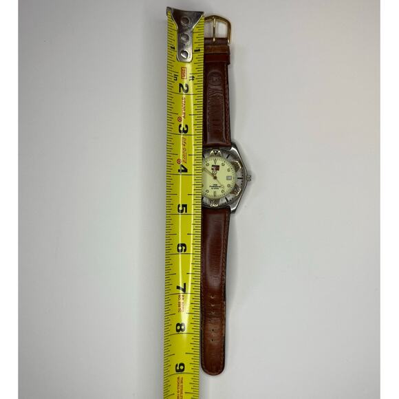 Tommy Hilfiger Vintage Genuine Leather Wrist Watch EXCELLENT CONDITION main image 6